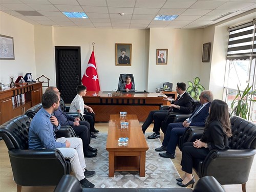 Çocuklar, siz geleceksiniz; Size Güveniyoruz